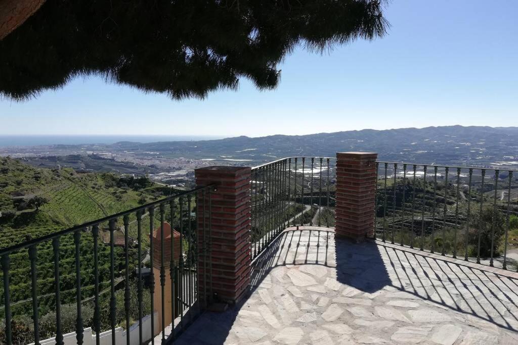 Casa Rural El Mirador Велес-Малага Екстериор снимка